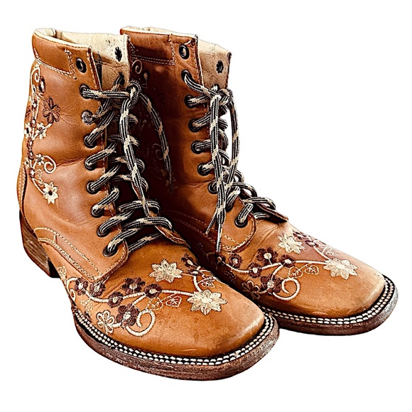ROMEO BOOTS Women’s Leather Booties Size 6.5 Lace-up Camel Tone Embroidered - Picture 1 of 15
